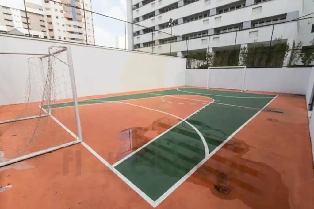 Apartment Lindo Studio: Clube Com Piscina Aquecida No Centro De Curitiba