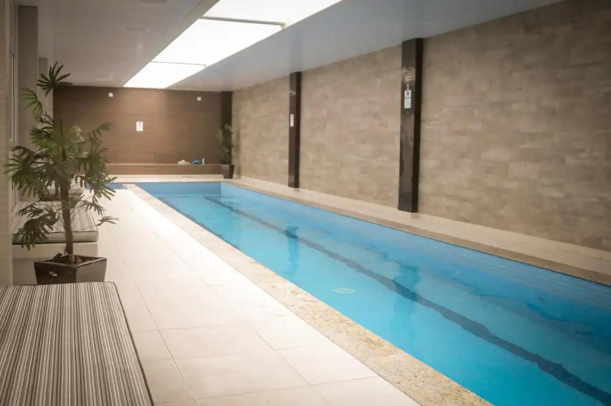 Apartment Lindo Studio: Clube Com Piscina Aquecida No Centro De Curitiba