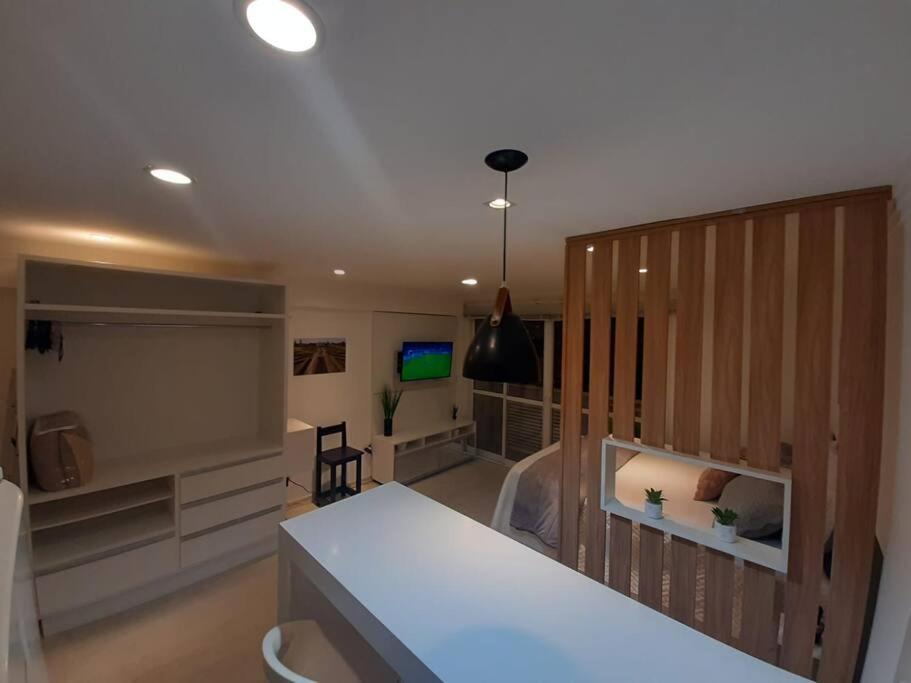 Lindo Studio: Clube Com Piscina Aquecida No Centro De Curitiba