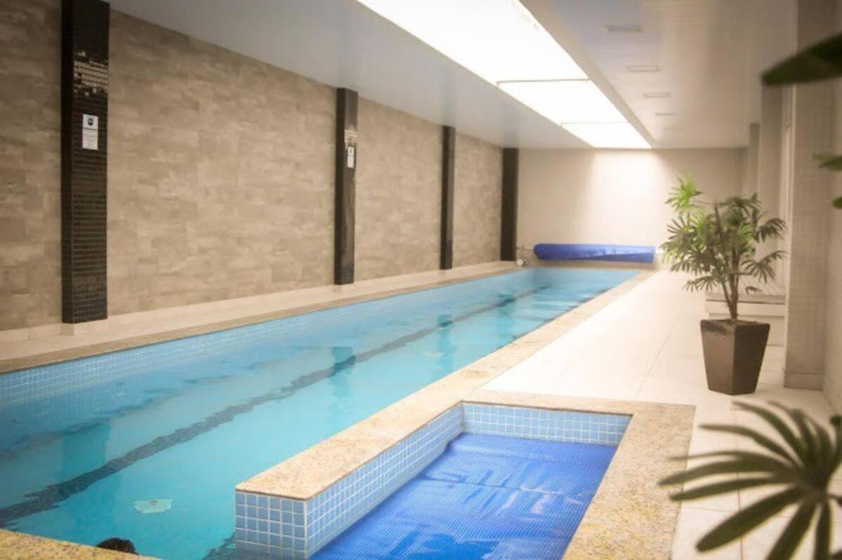Lindo Studio: Clube Com Piscina Aquecida No Centro De