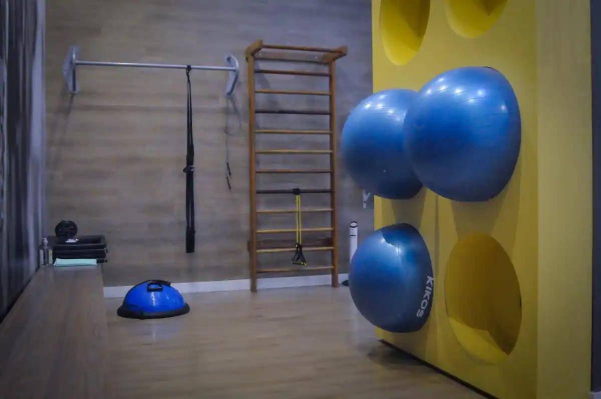 Lindo Studio: Clube Com Piscina Aquecida No Centro De Curitiba